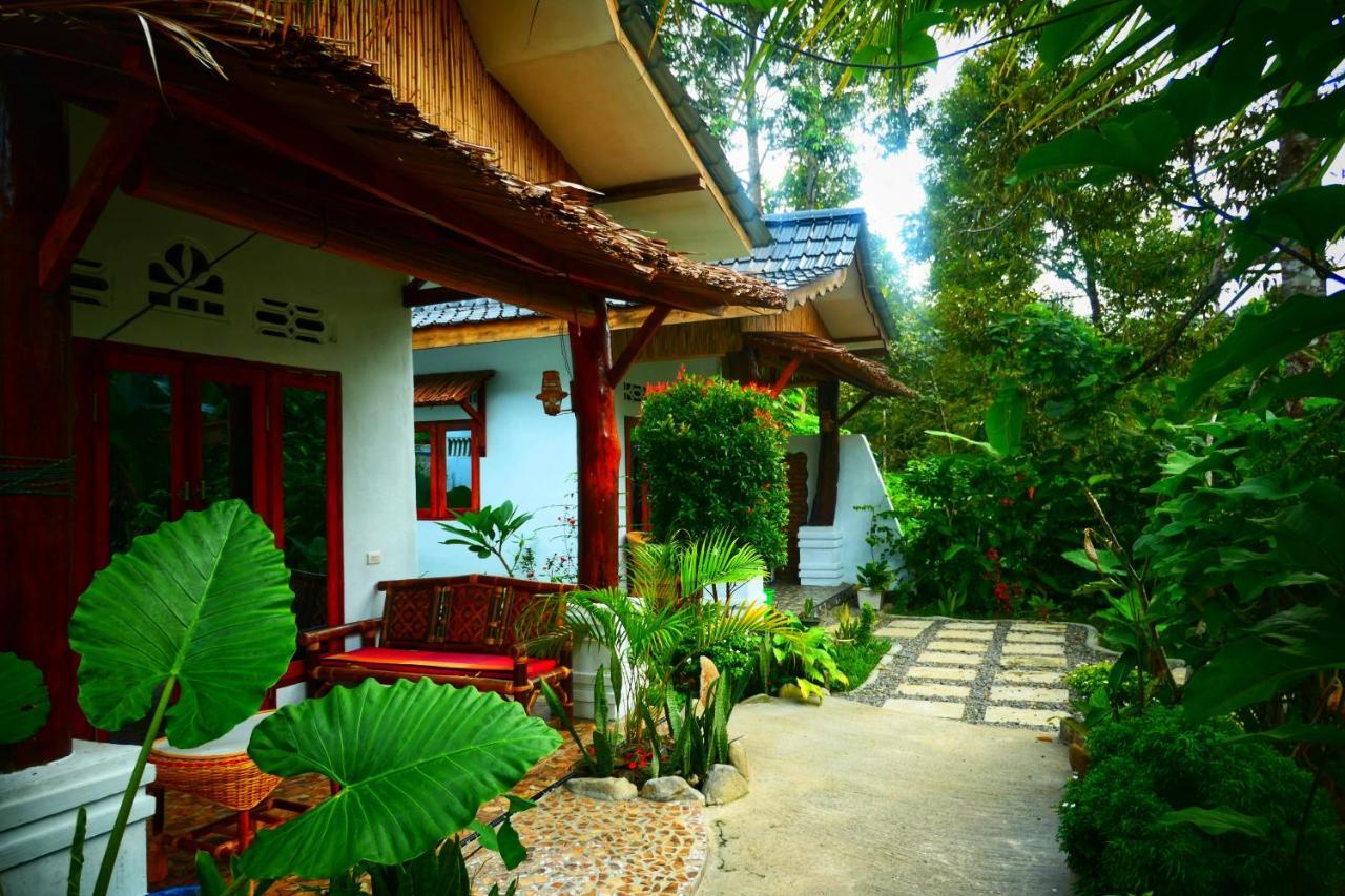 Sumatra Orangutan Discovery Villa Bukit Lawang Extérieur photo